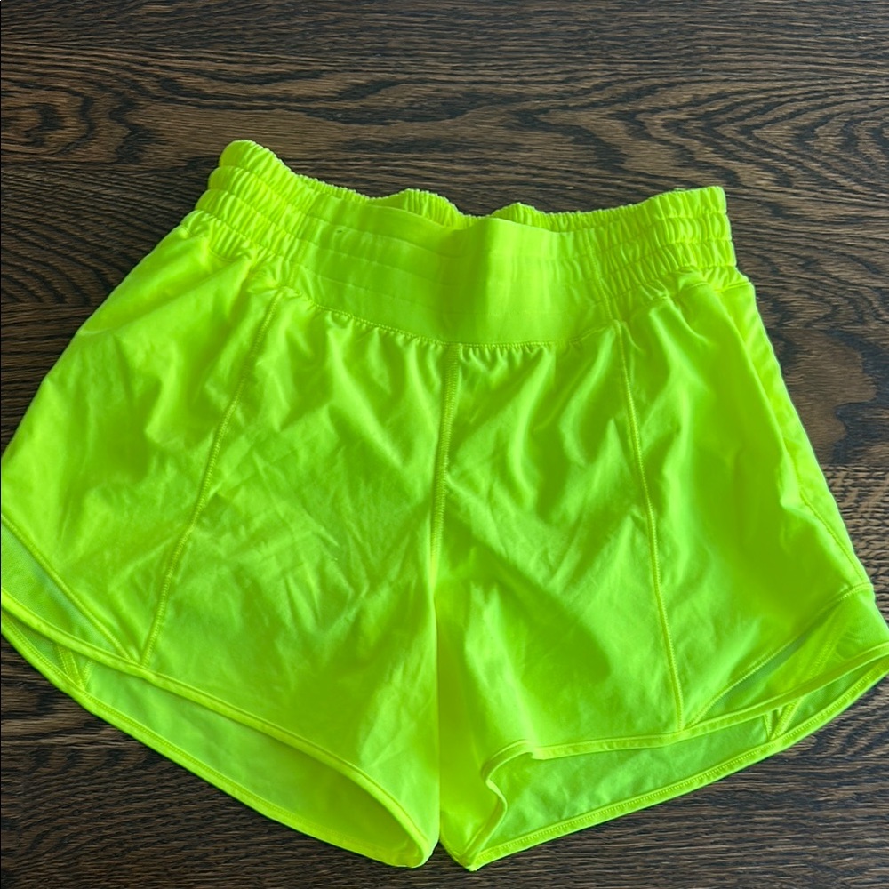 Lululemon Athletica  Lime Green Athletic Shorts Lightweight Moisture-Wicking